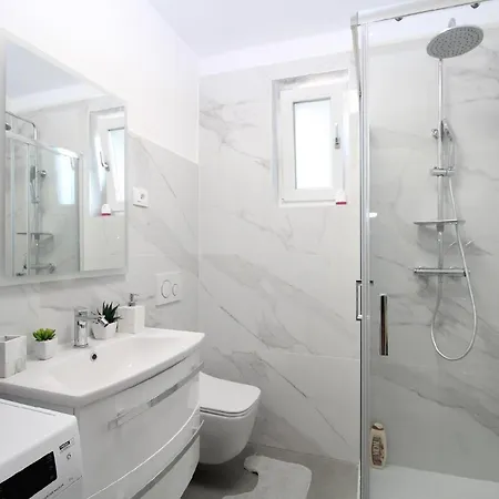 Appartement Fuer 4 Personen Ca 65 Qm In Pula-fondole, Istrien Istrische Riviera